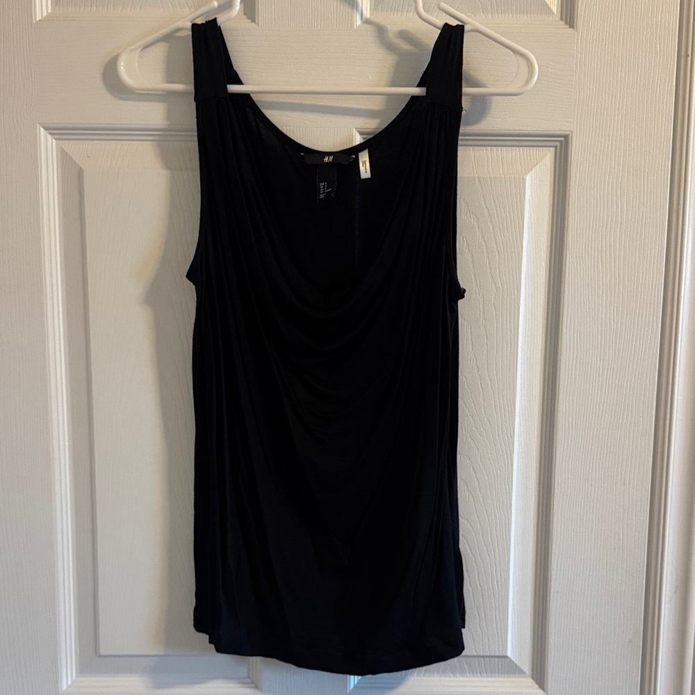 H&M Black Sleeveless Blouse